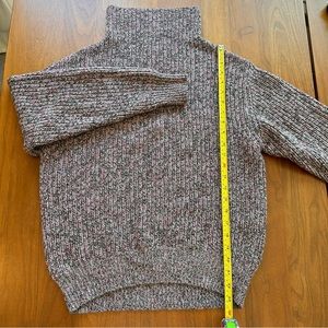 Wilfred Montpellier sweater